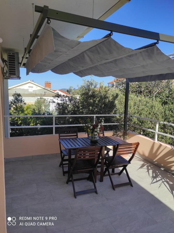 Peaceful Apartment With Beautiful View Хвар Екстер'єр фото