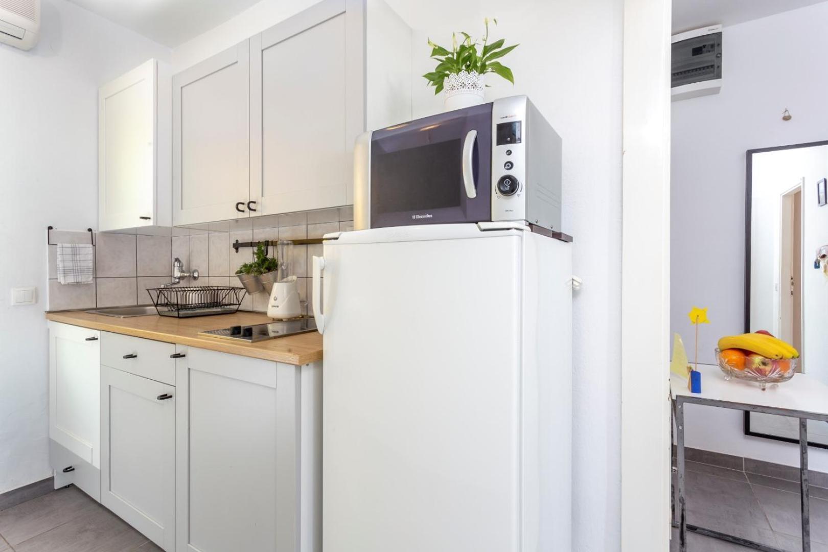 Peaceful Apartment With Beautiful View Хвар Екстер'єр фото